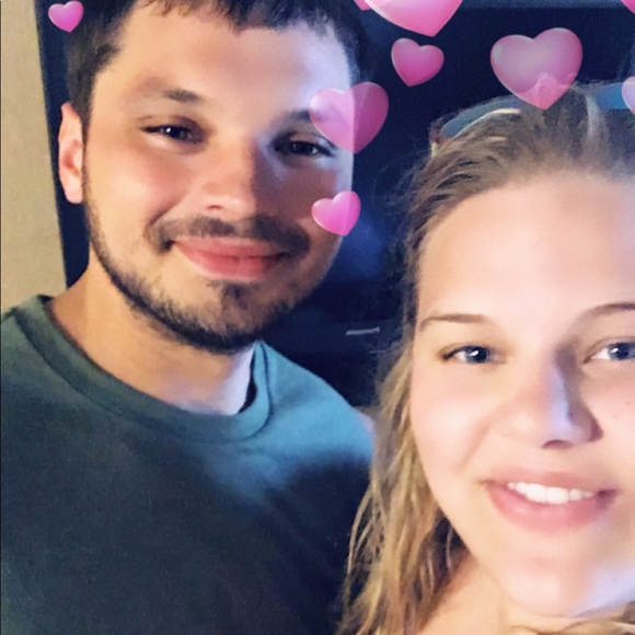 Meet Your Posher! - Picture 2 of 3